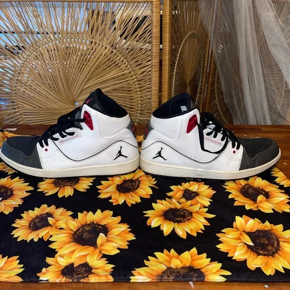 Mens Air Jordan’s - Picture 5 of 10